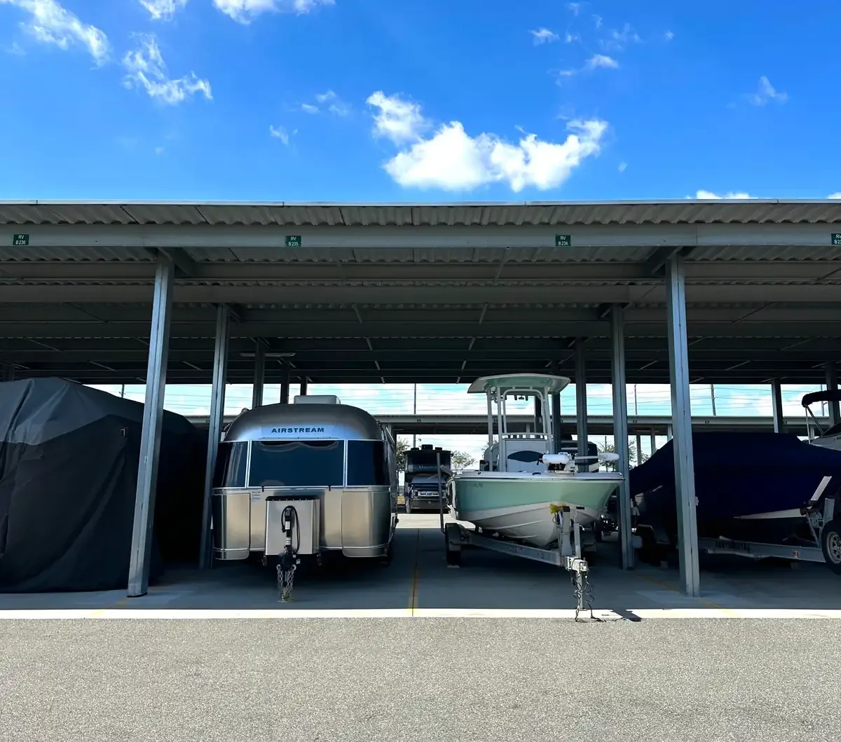 Ridgeview - Champions Gate Covered parking bays for cars, trucks, and RVs& boats at a modern facility
