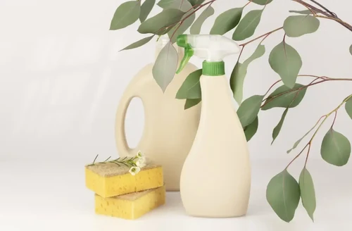 Tree with cleaning product, sponges